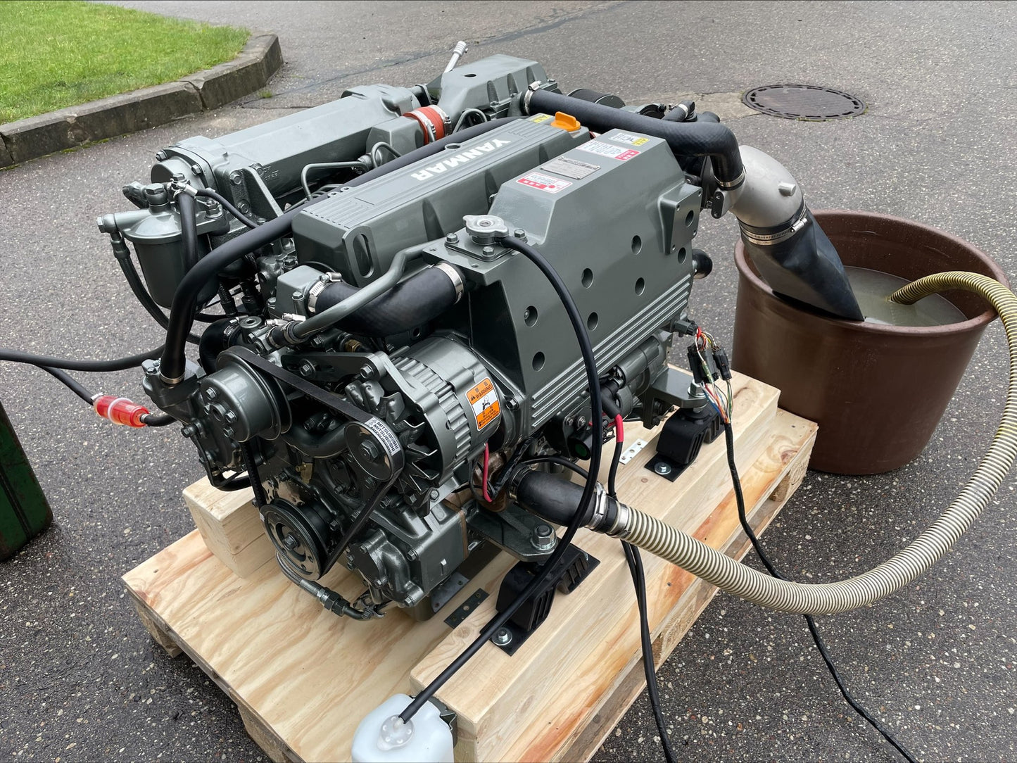 2 x YANMAR 4LH-STE 230HP at 3300RPM Bobtail