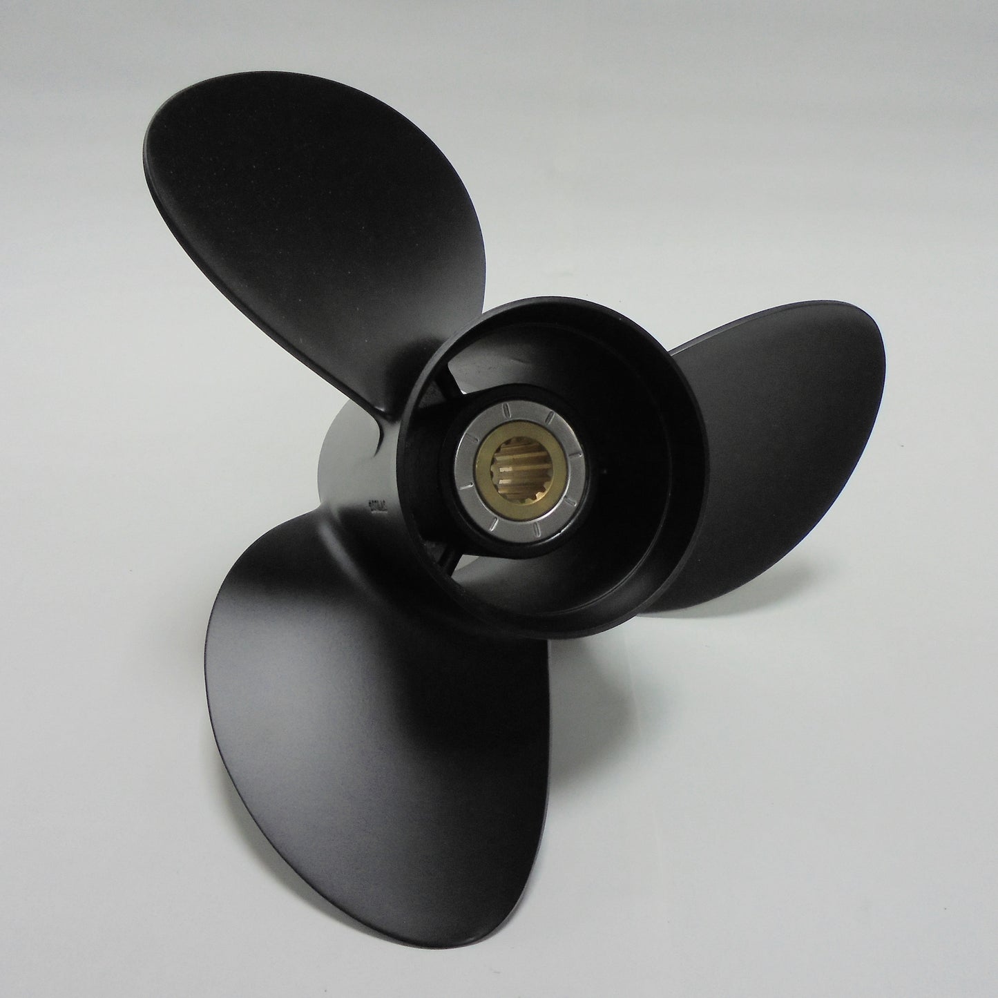 Propeller SUZUKI 150–225 HP (Aluminum) 15"