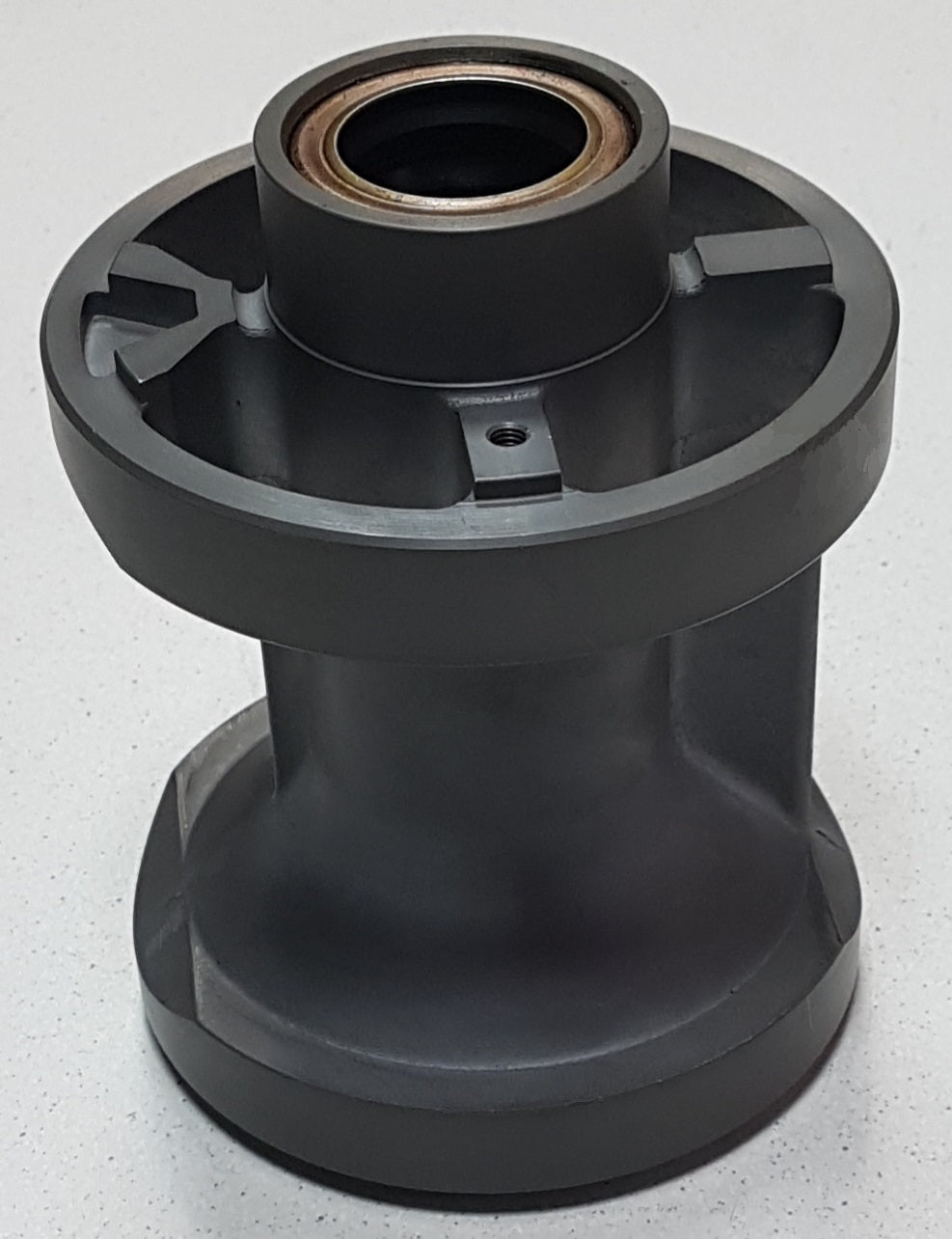 73020A14,73020A20, 818763A4, 818763A10 Alpha One Gen II, Alpha One, MR Bearing Carier Lower