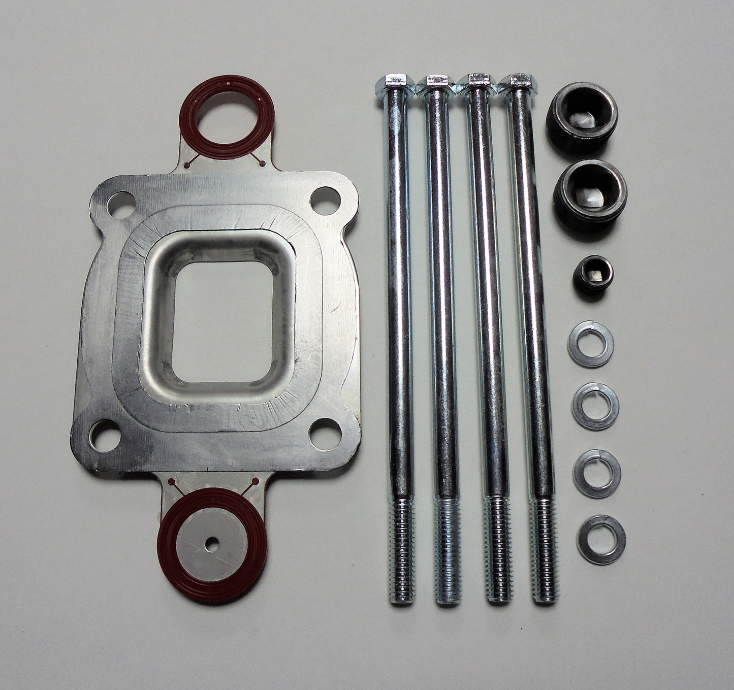 Mounting kit for Mercruiser V6-4.3L/ V8-5.0, 5.7, 6.2L Dry Joint Exhaust elbow 14° 864591T02