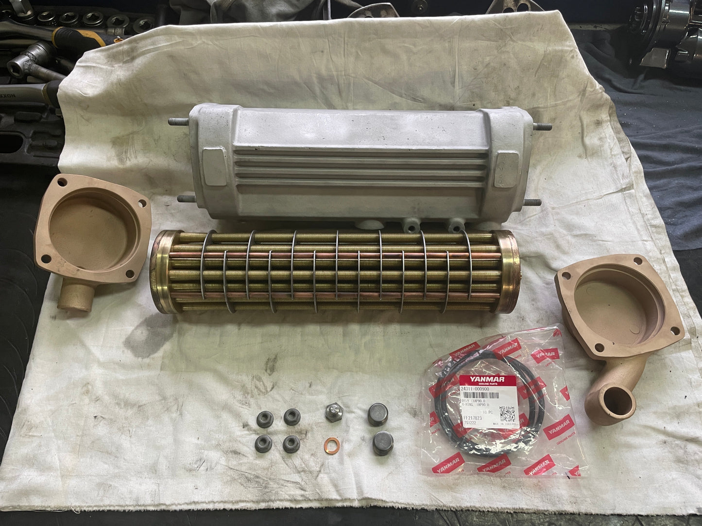 YANMAR 4LH Cooler Assy Oil 719184-33700