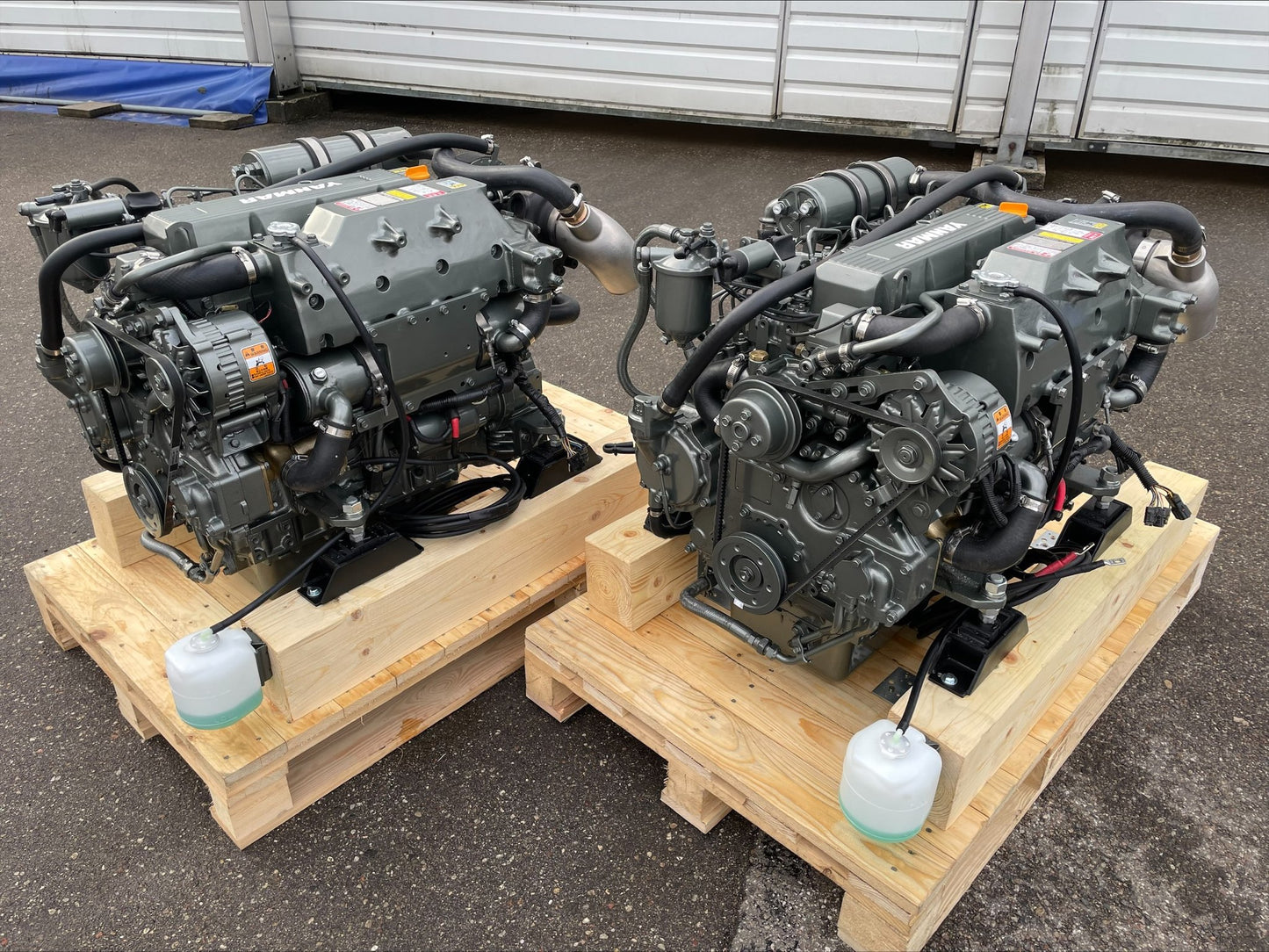 2 x YANMAR 4LHA-STP 240HP at 3300RPM Bobtail
