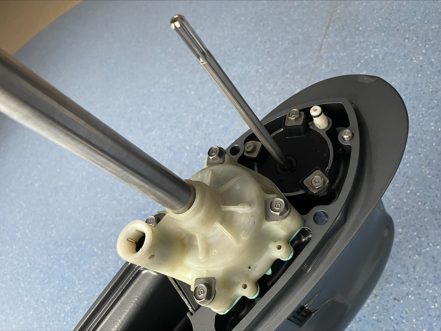 YAMAHA LF150 Lower Unit Assy 64P-45300-12-8D