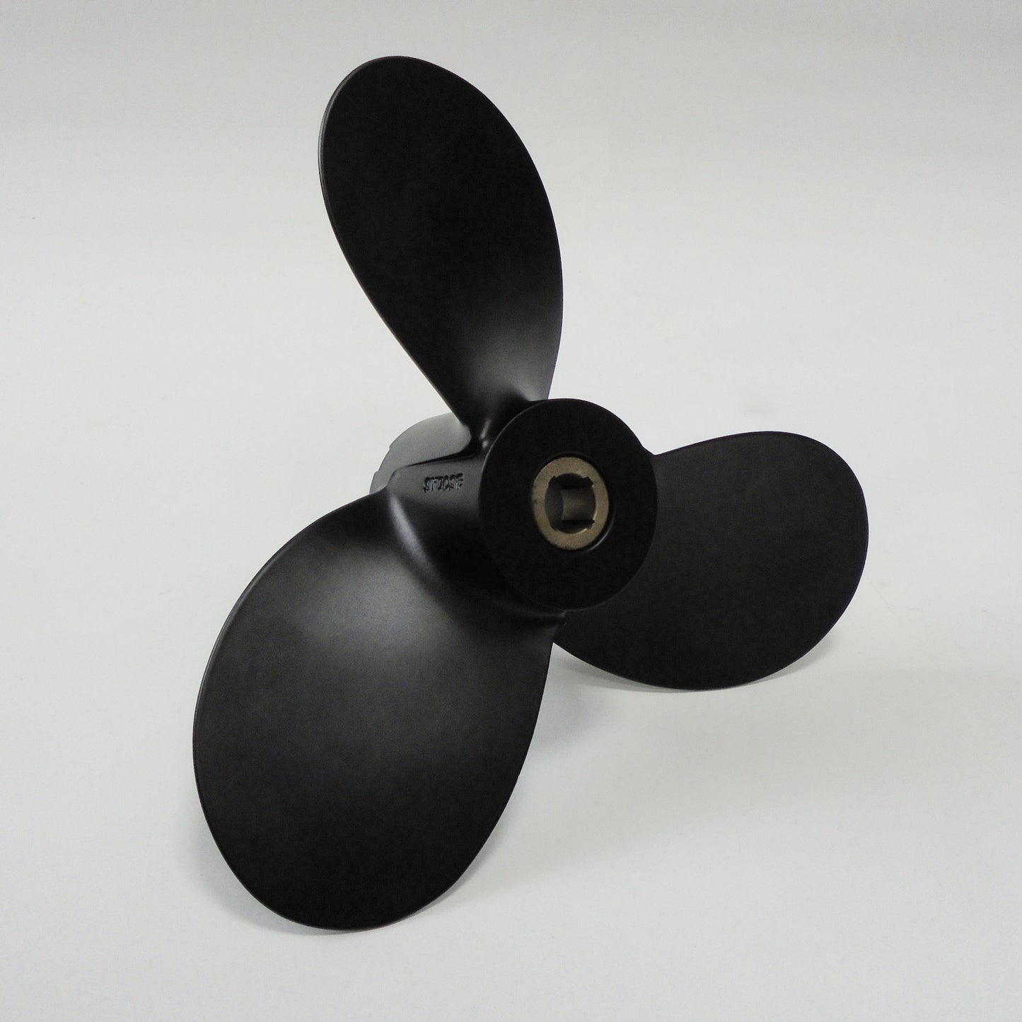 Propeller YAMAHA 6–8 HP (Aluminum) 7"