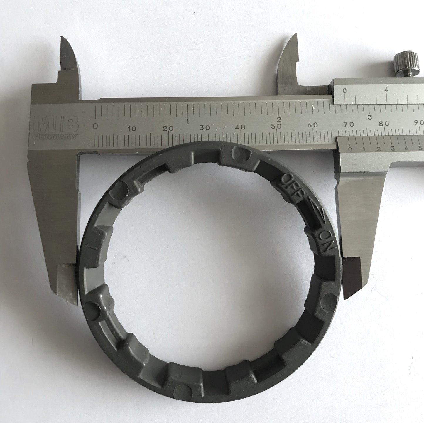 Yamaha 2T 20-30HP Nut 664-45384-00-00