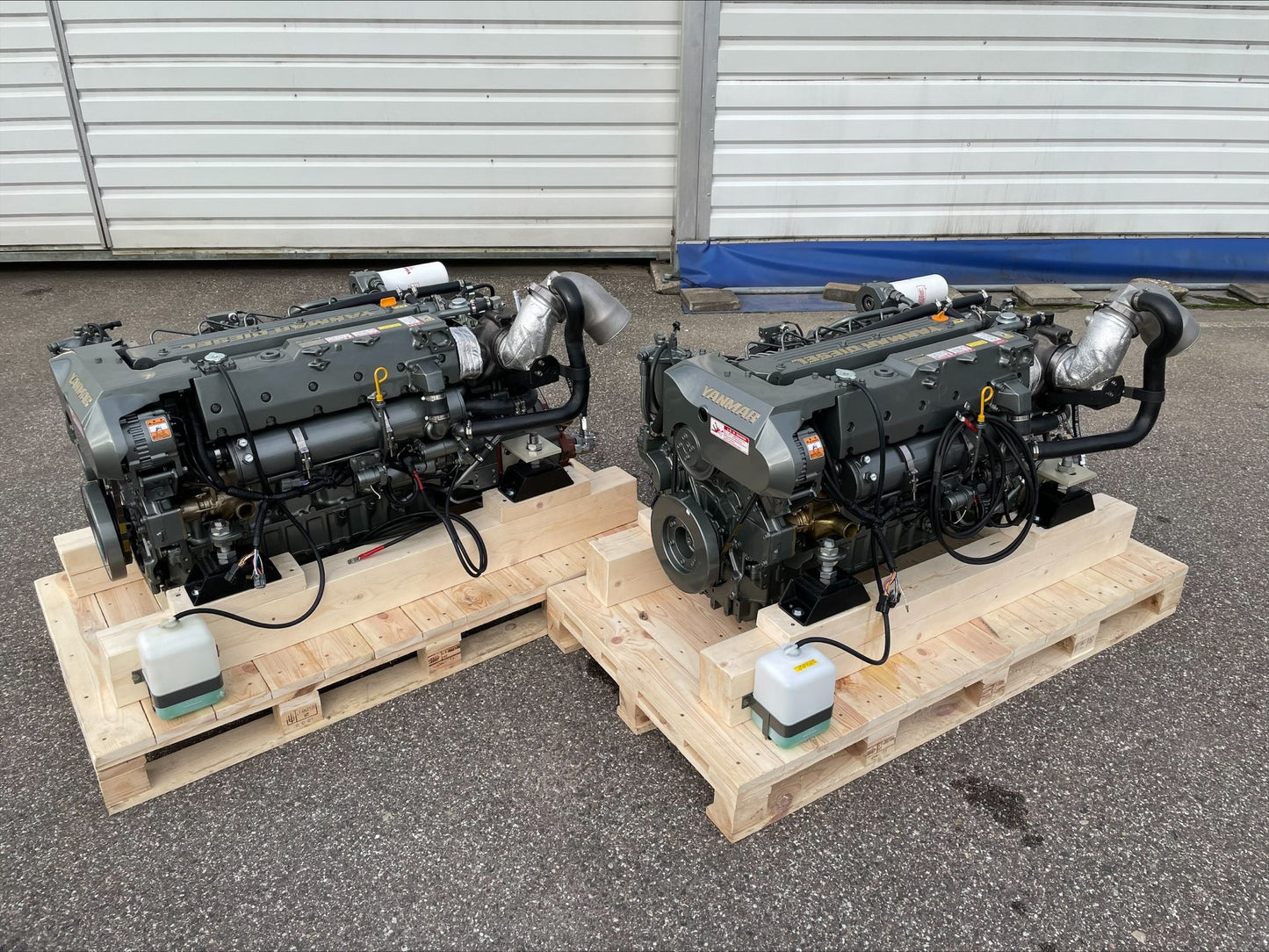 2 x YANMAR 6LYA-STP 370HP at 3300RPM Bobtail
