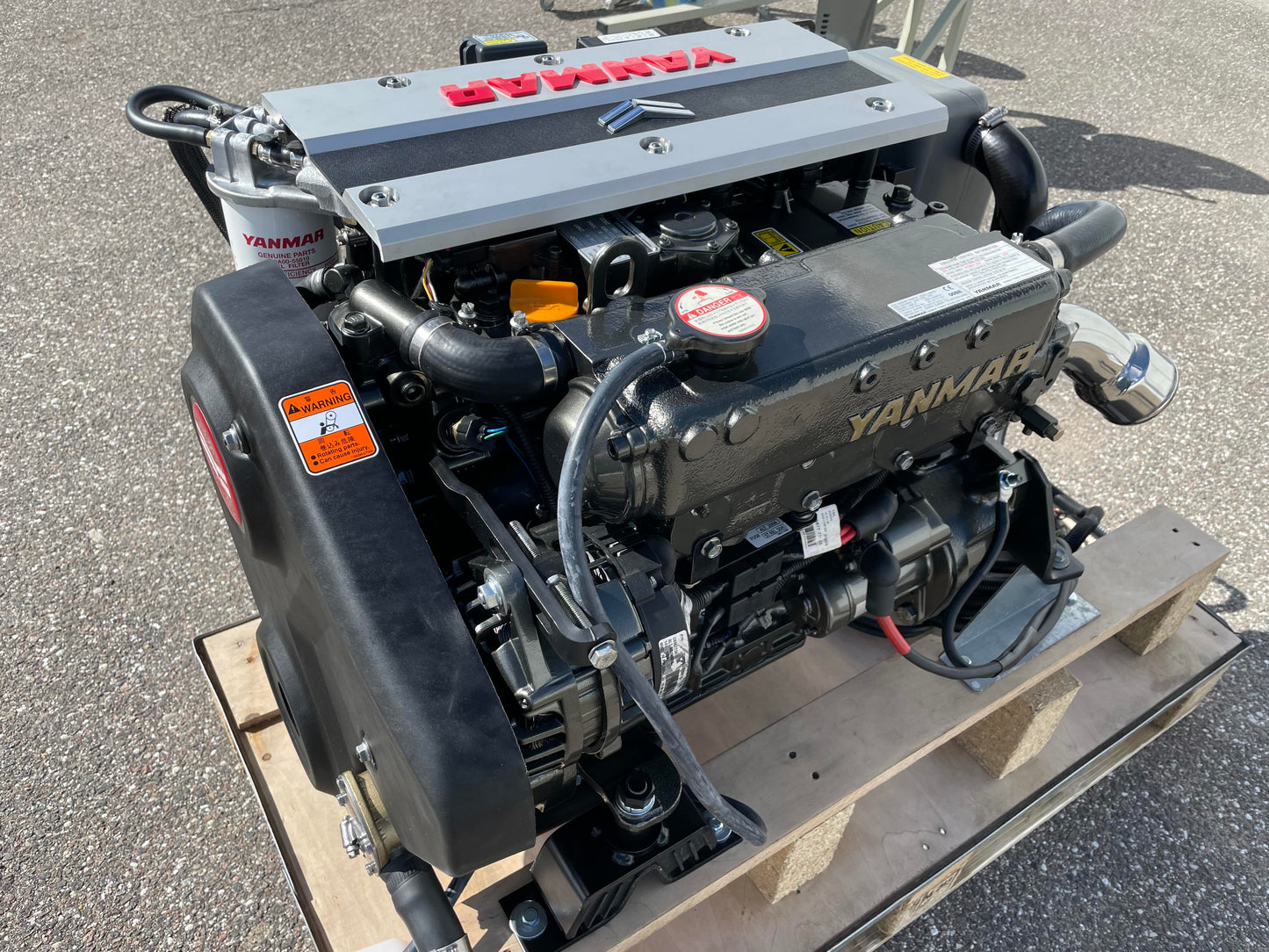 Catamaran YANMAR propulsion 2x4JH57 + 2xSD60-5 Ratio 2.23