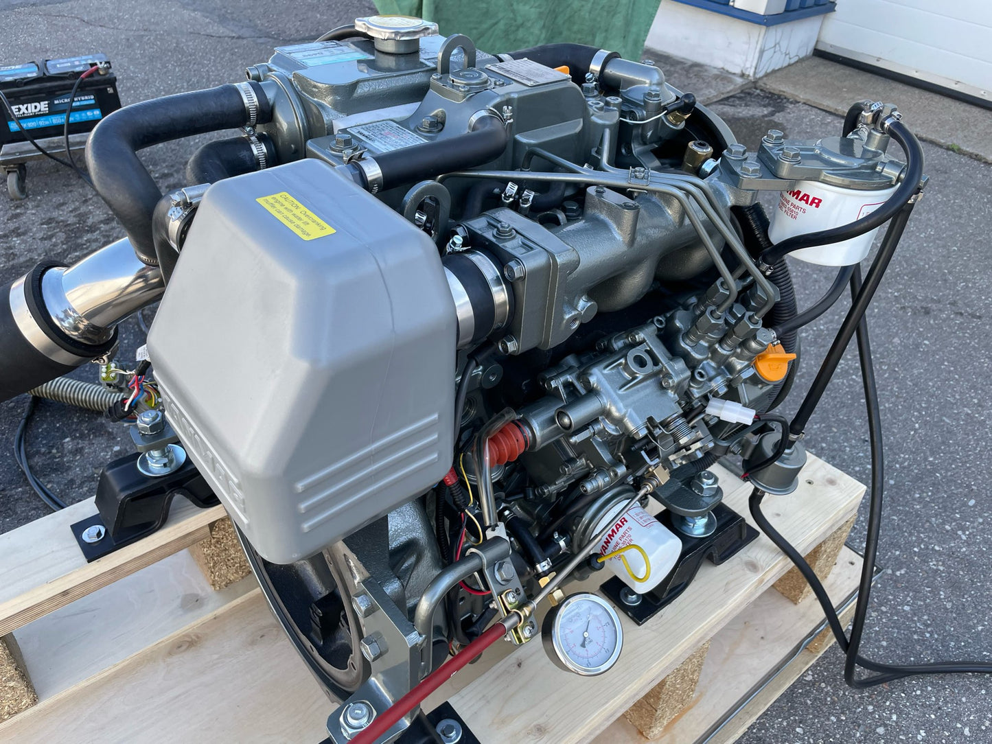 YANMAR 3JH5E - 39HP / 3000 RPM Bobtail unit