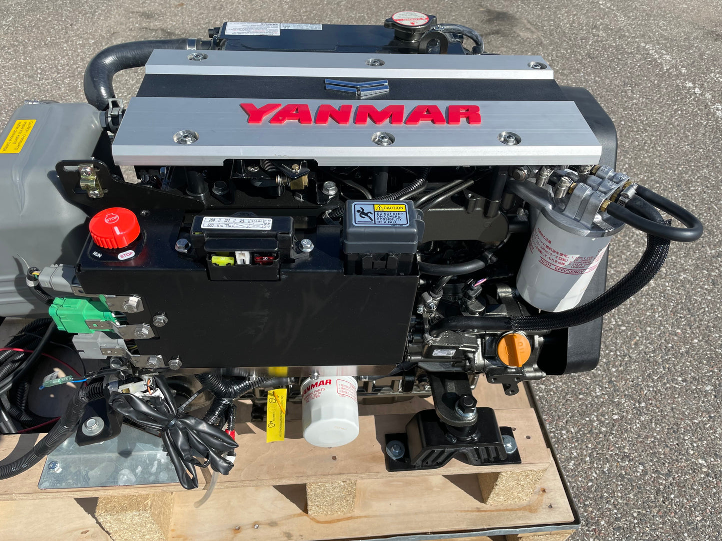Catamaran YANMAR propulsion 2x4JH57 + 2xSD60-5 Ratio 2.23