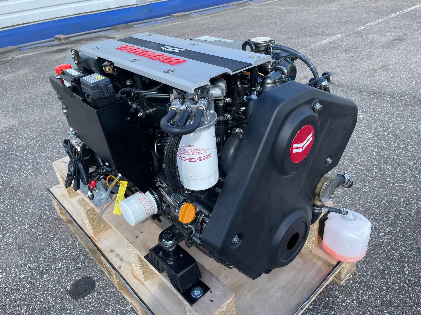 Catamaran YANMAR propulsion 2x4JH57 + 2xSD60-5 Ratio 2.23
