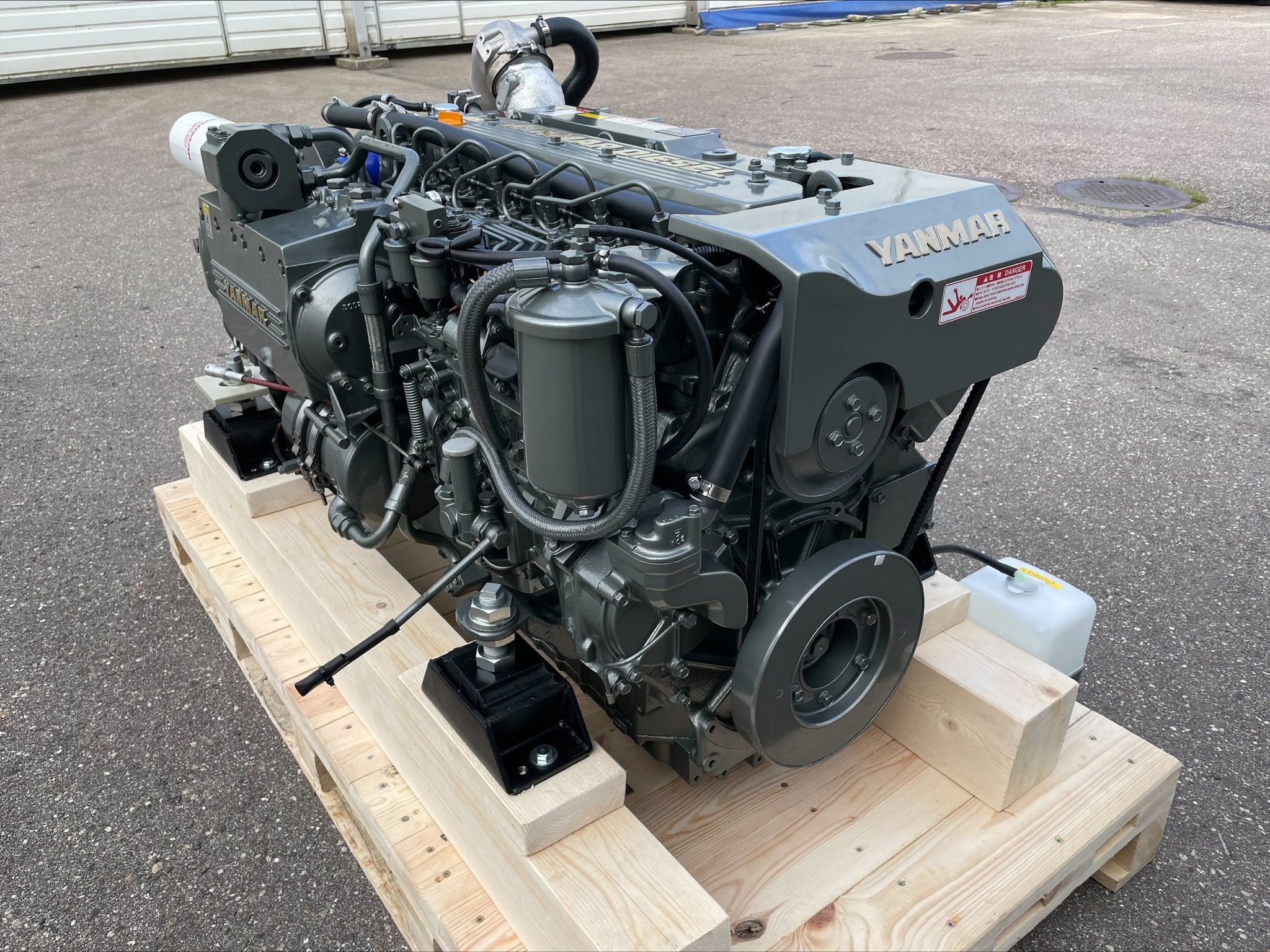 2 x YANMAR 6LYA-STP 370HP at 3300RPM Bobtail – Baltic Motors