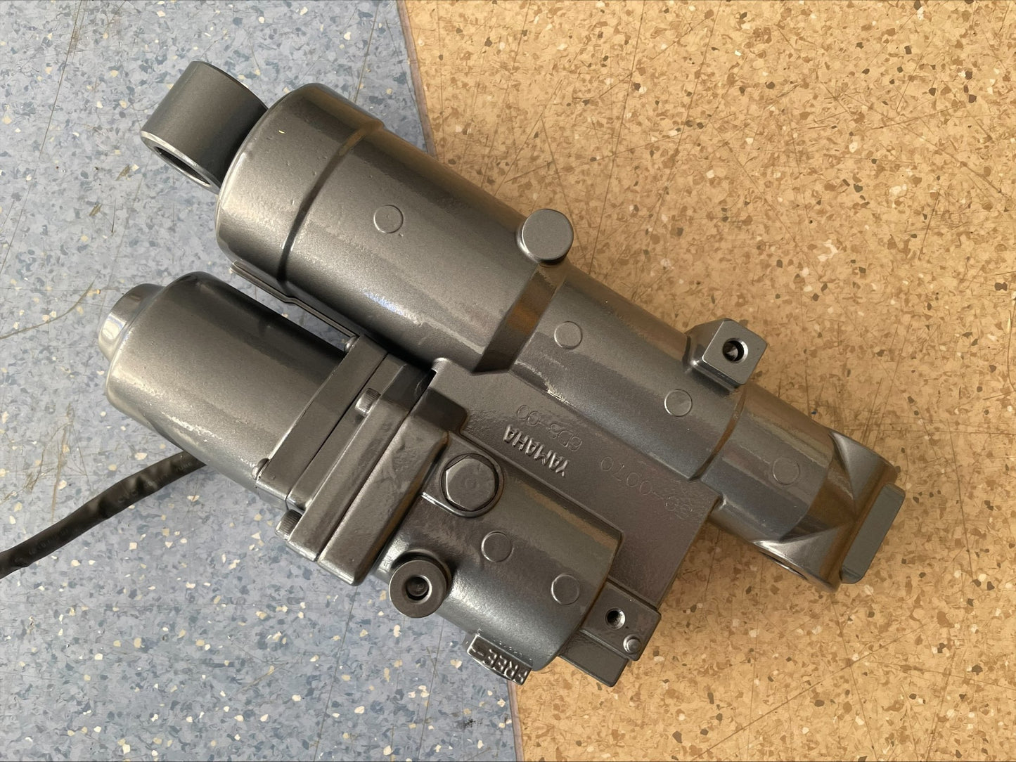 YAMAHA F75 F80 F90 F100 POWER TRIM TILT ASSY - 6D8-43800-00-4D