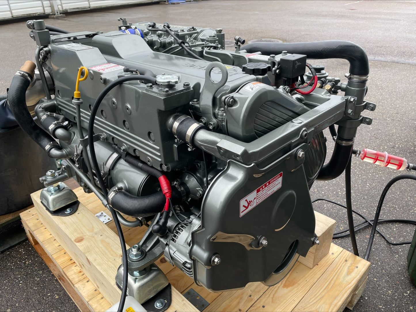 2 x YANMAR 6LPA-STP 315HP at 3800RPM Bobtail
