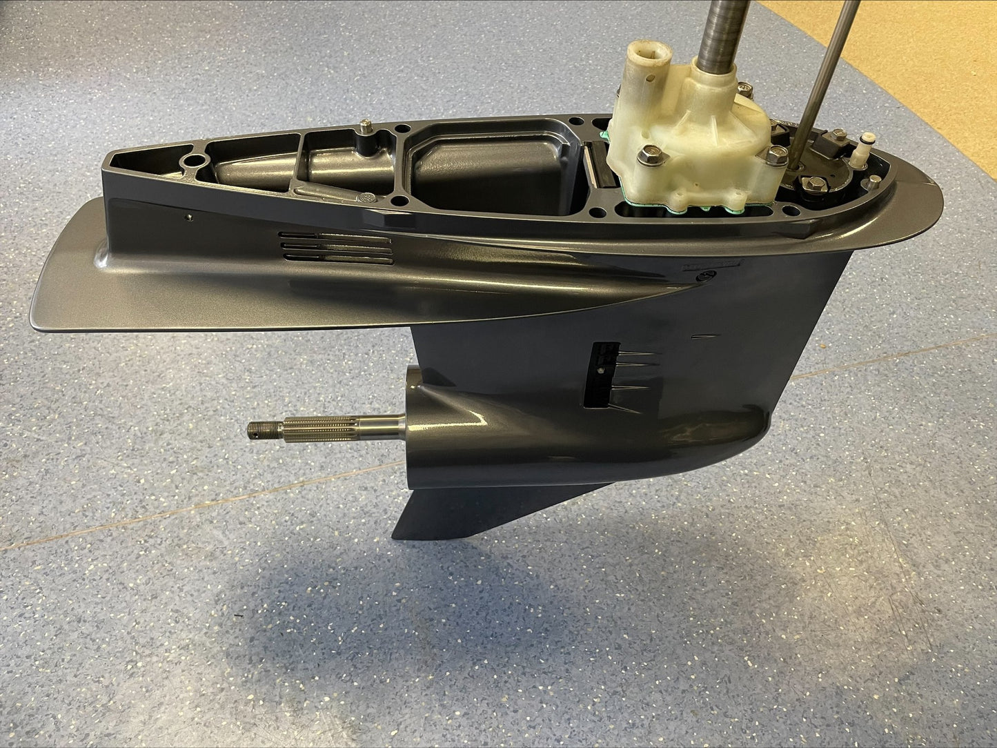 YAMAHA F150 Lower Unit Assy 63P-45300-10-8D