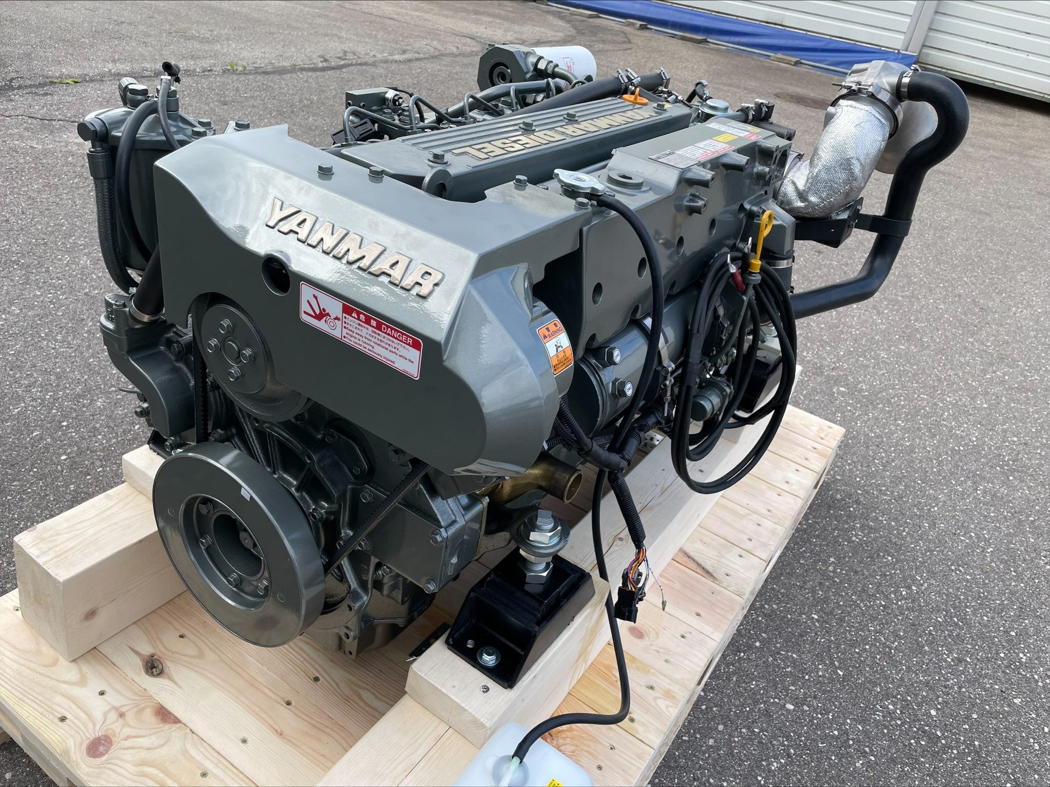 2 x YANMAR 6LYASTP 370HP at 3300RPM Bobtail Baltic Motors
