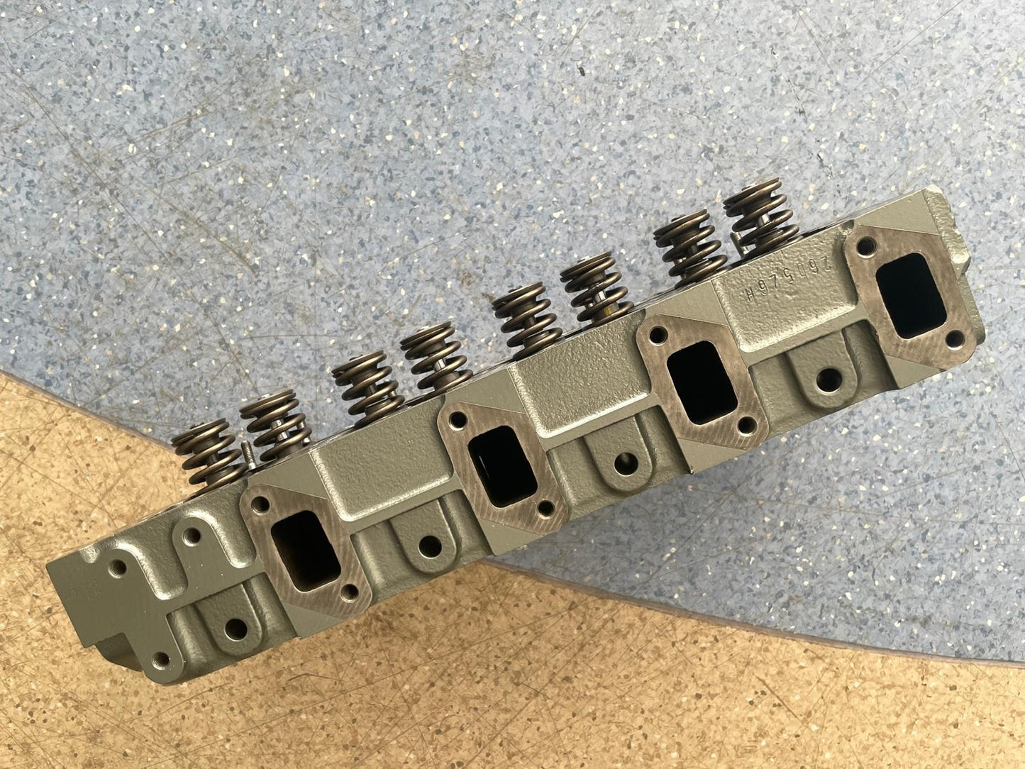 YANMAR 4JH3 Cylinder Head Assy 729693-11700