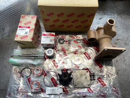 YANMAR 4LH 4LHA TE HT DT  Sea Water Pump 119171-42500
