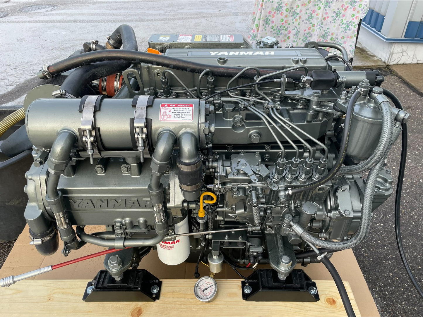 2 x YANMAR 4LHA-STP 240HP at 3300RPM Bobtail