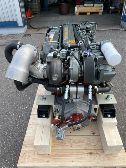 2 x YANMAR 6LYA-STP 370HP at 3300RPM Bobtail