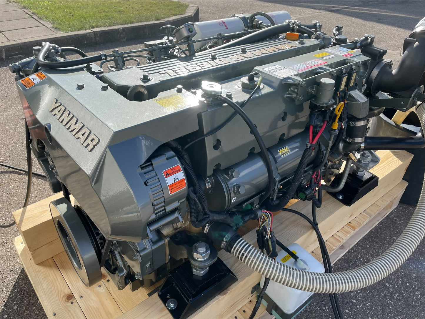 2 x YANMAR 6LY2A-STP 440HP at 3300RPM Bobtail