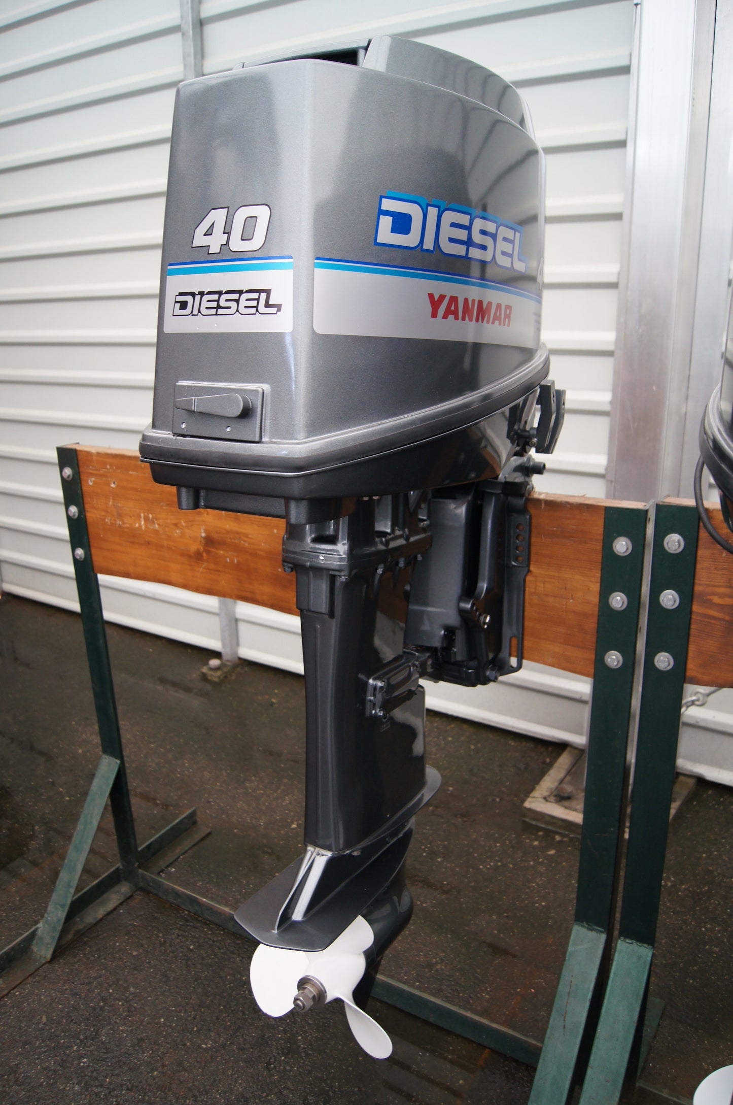 YANMAR D40-AX-LEP Diesel Outboard Engine